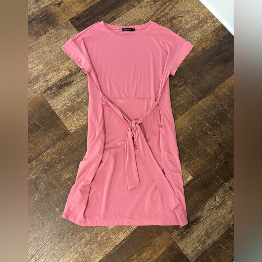 Chic Pink Tie-Front Dress